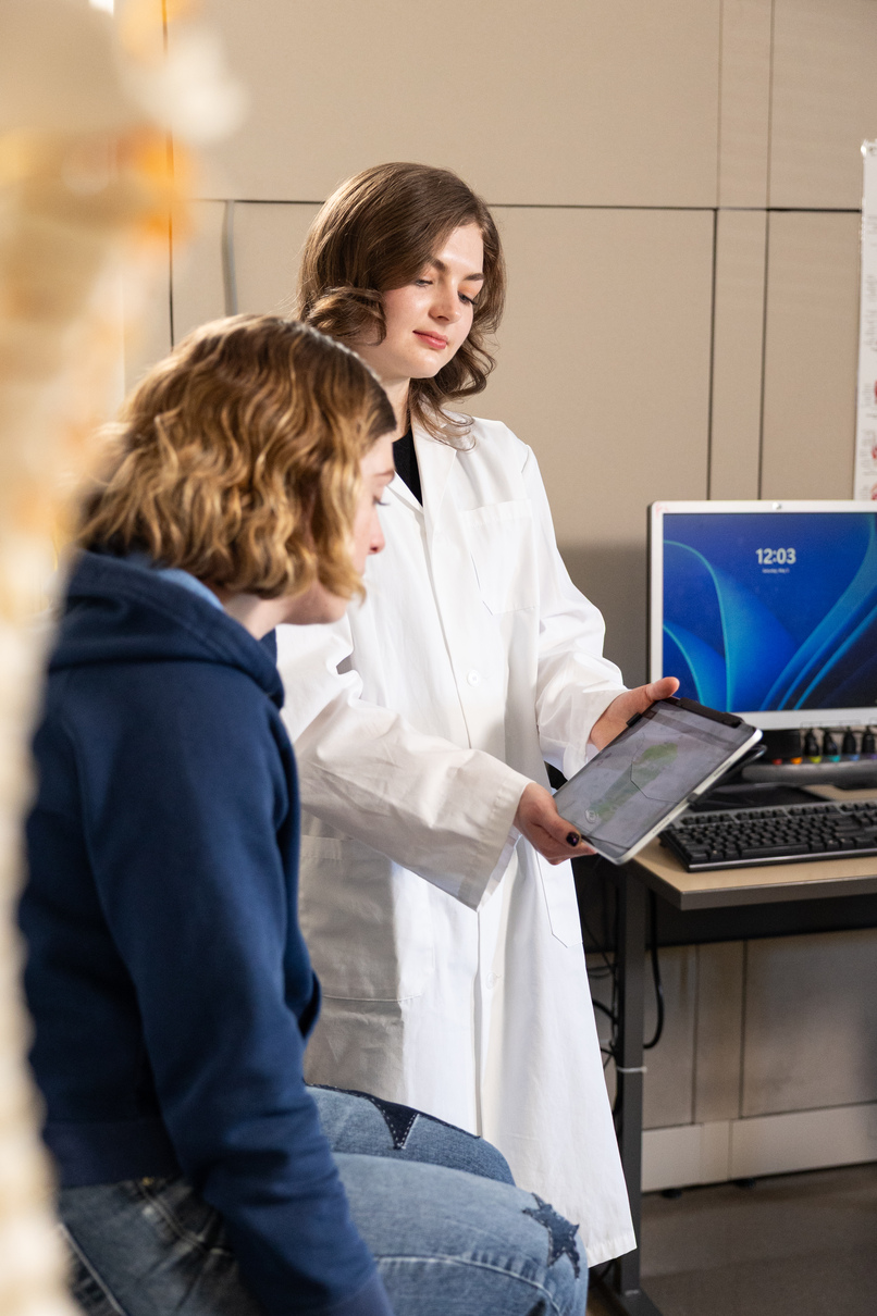 {title} Illustration